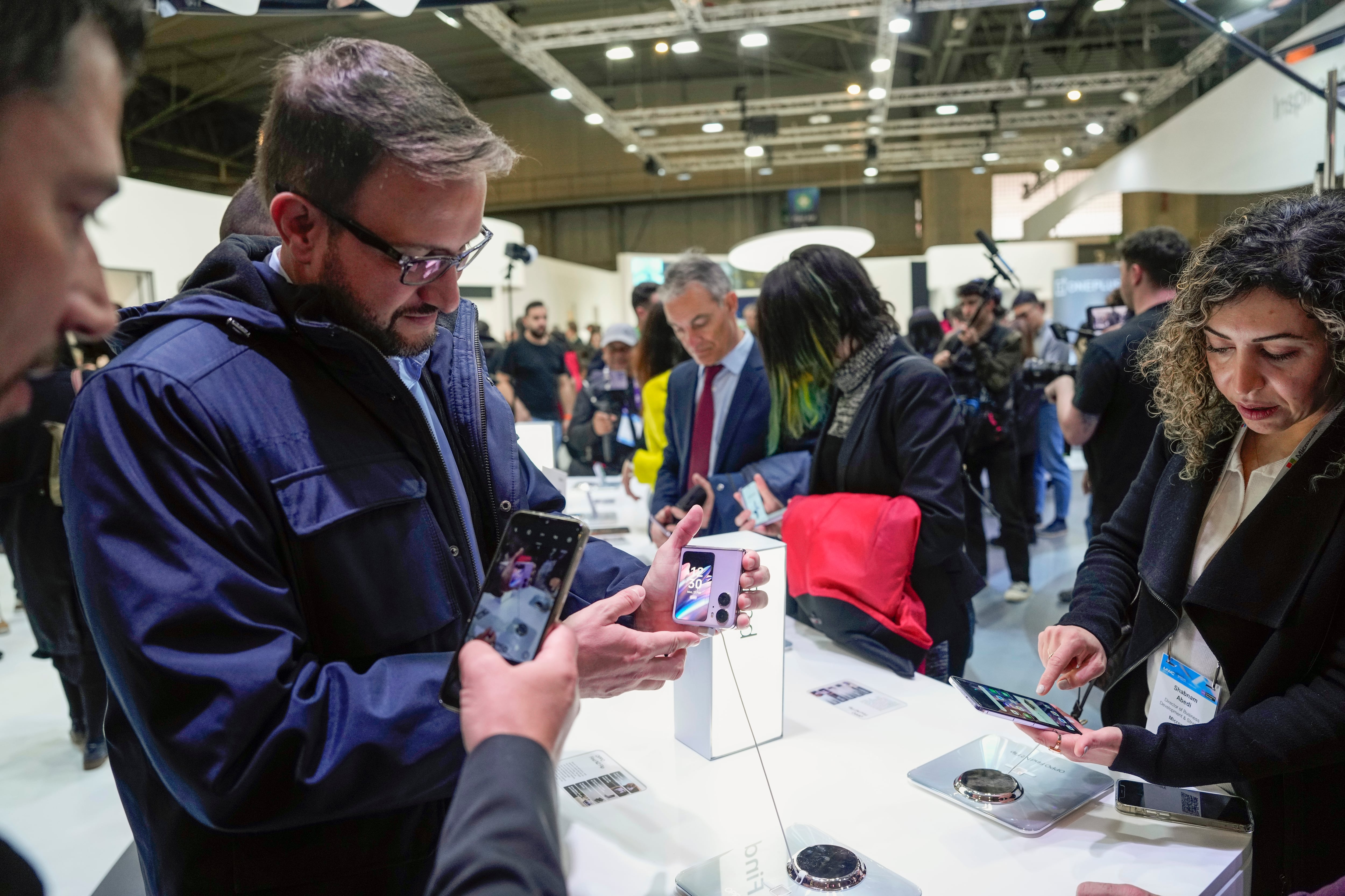 Mobile World Congress (MWC), el mayor evento de tecnología móvil del mundo. Foto: EFE/Alejandro García.
