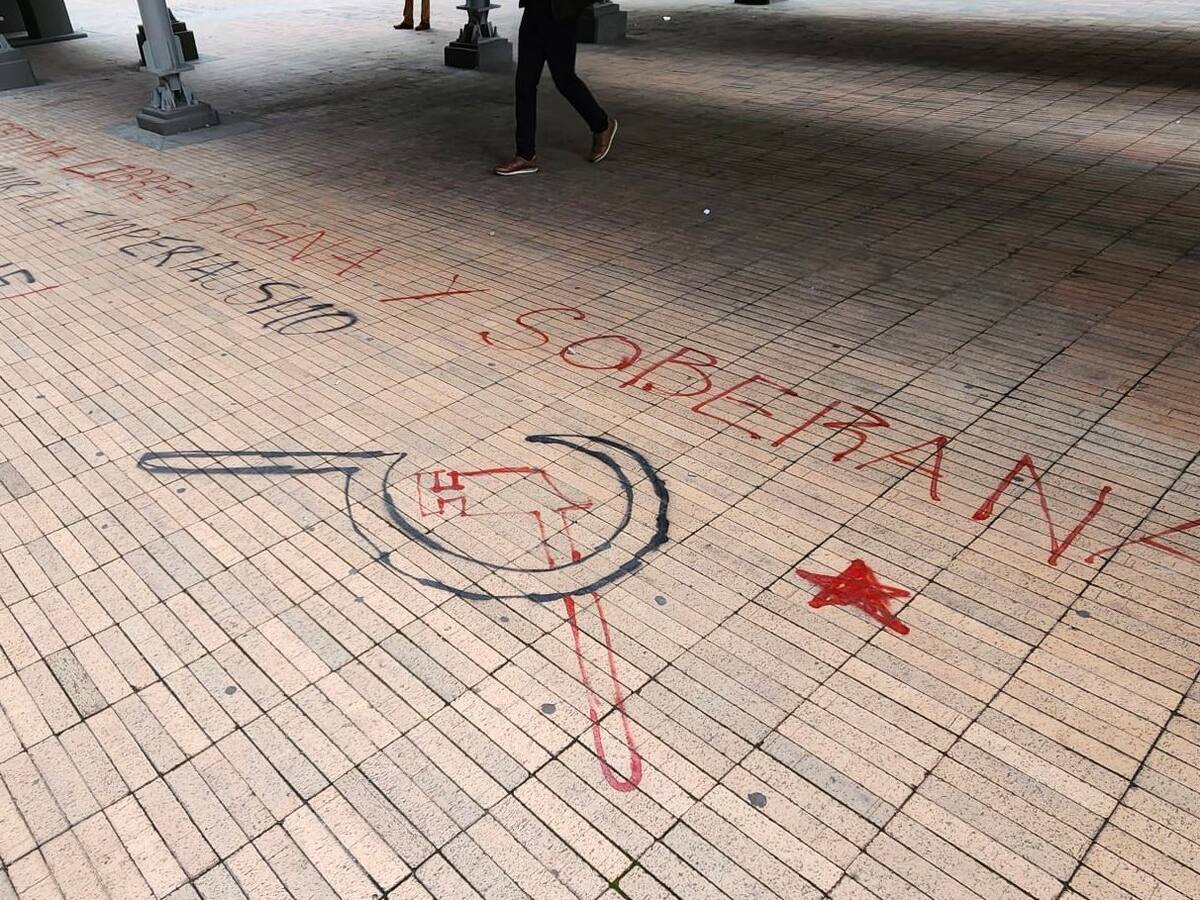 Vandalizan nuevamente la Embajada de Israel en Bogotá