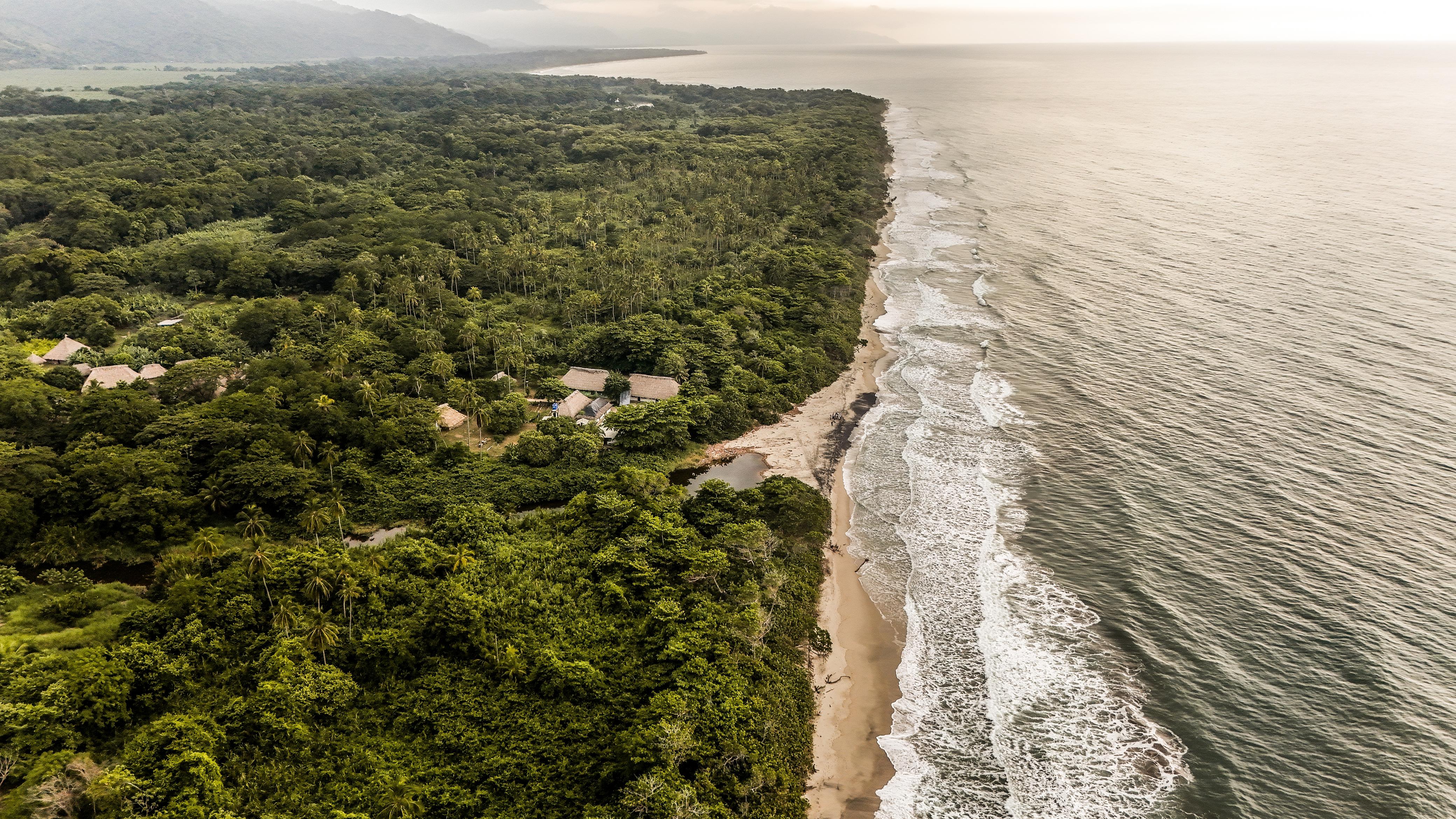 Pueblo Arhuaco recupera salida ancestral al mar con entrega del predio Los Acantilados/ANT 