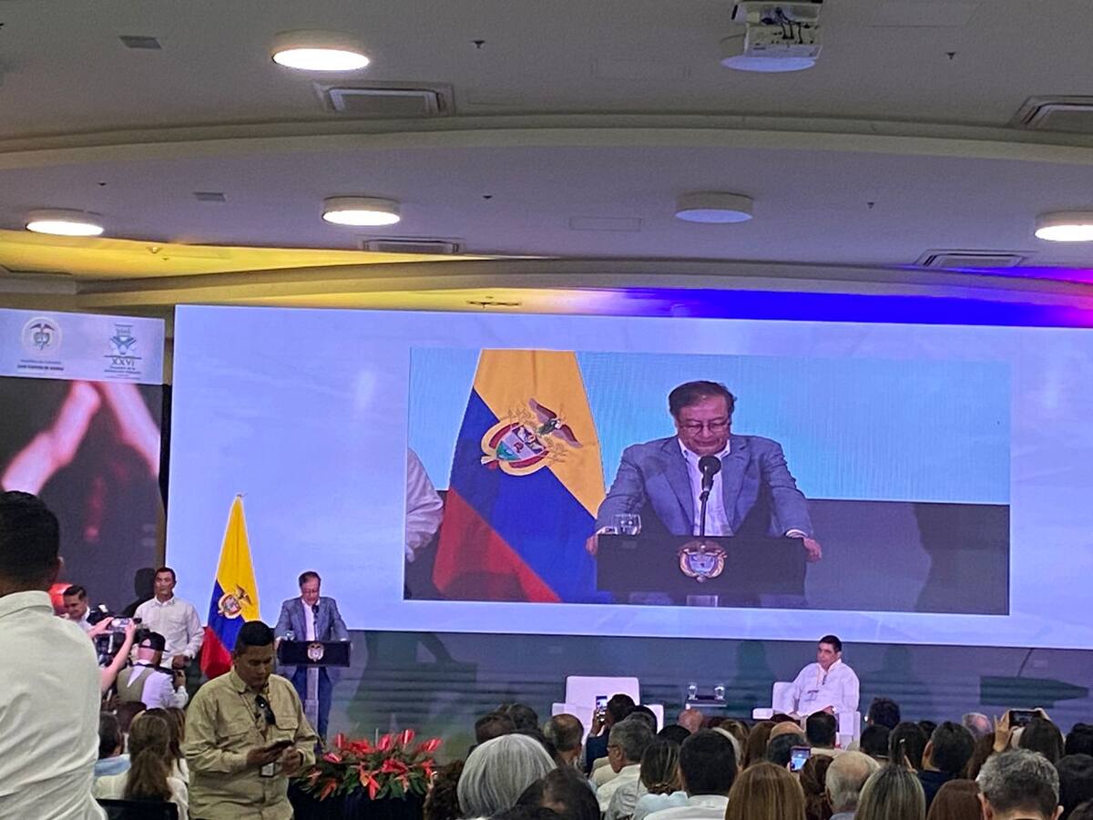 Petro defendió la independencia y el poder que tiene para presentar terna a fiscal
