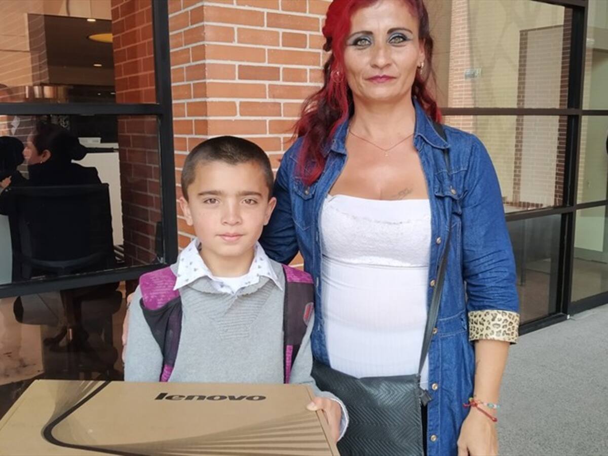 La alianza de Lenovo y Soluciones W para apoyar a población vulnerable