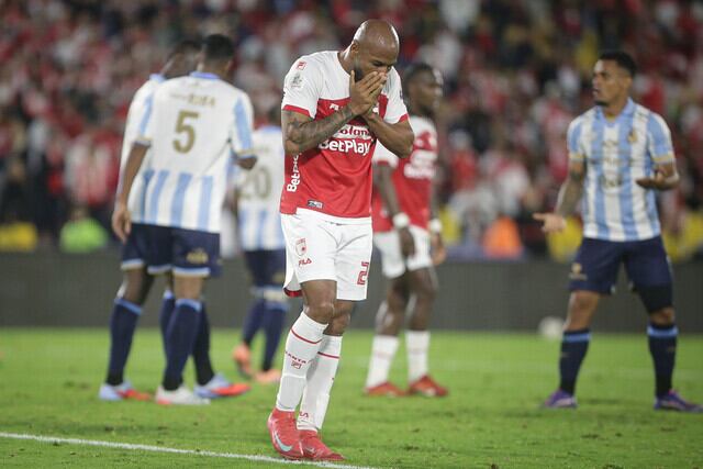 Bogotá. Noviembre 25 de 2025. Independiente Santa Fe enfrenta a Deportes Tolima, por encuentro válido de la Liga BetPlay II 2025 de la fecha 3 de los cuadrangulares finales, en el Estasio Nemesio Camacho El Campín. (Colprensa - Cristian Bayona).