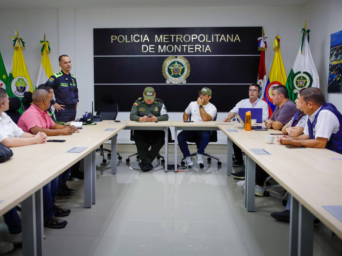 Después de 6 horas, transportadores levantan paro y desbloquean vías en Córdoba