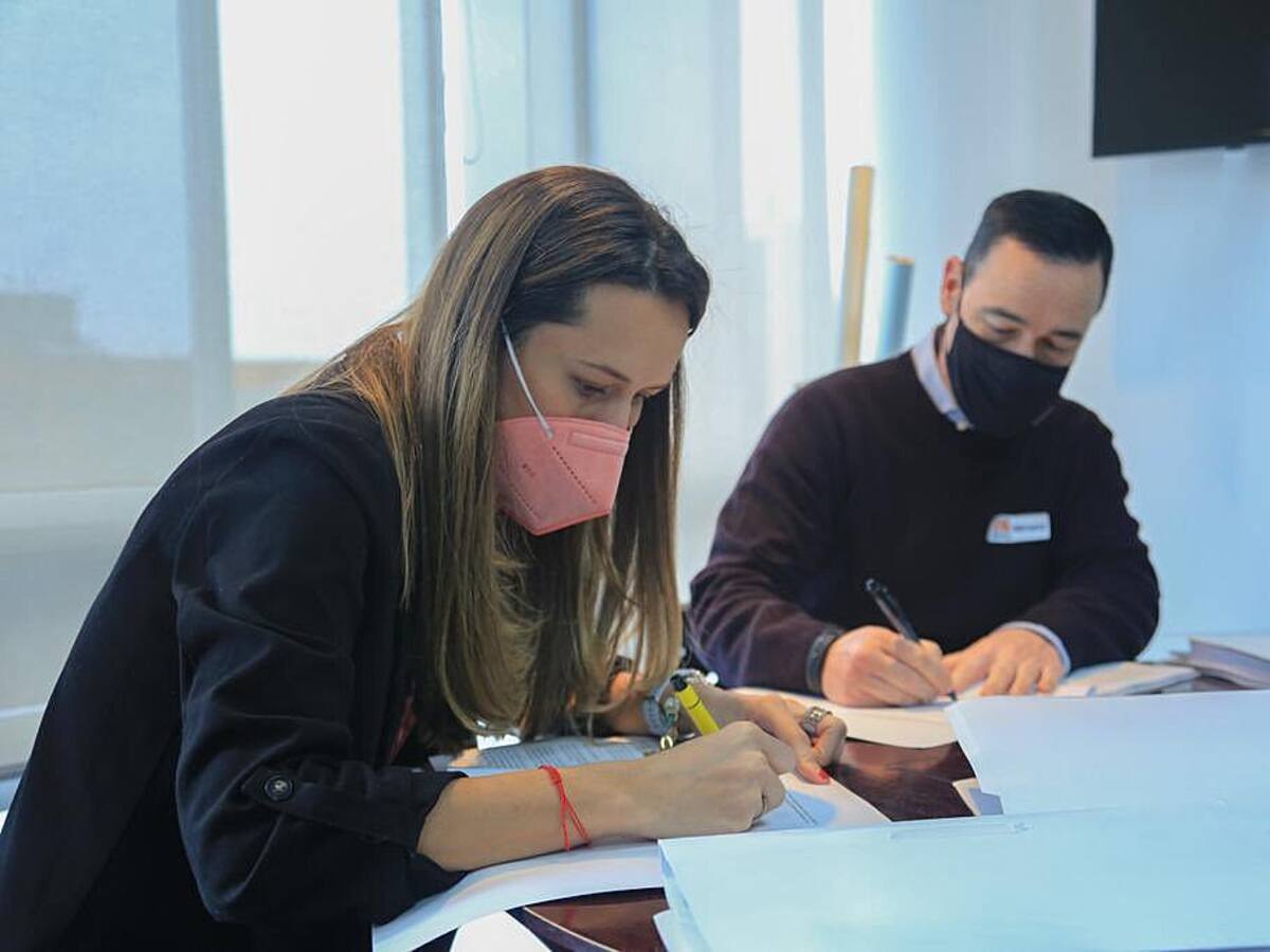 Todo listo para la 5G de Bogotá: Gobierno firmó contrato de ALO sur