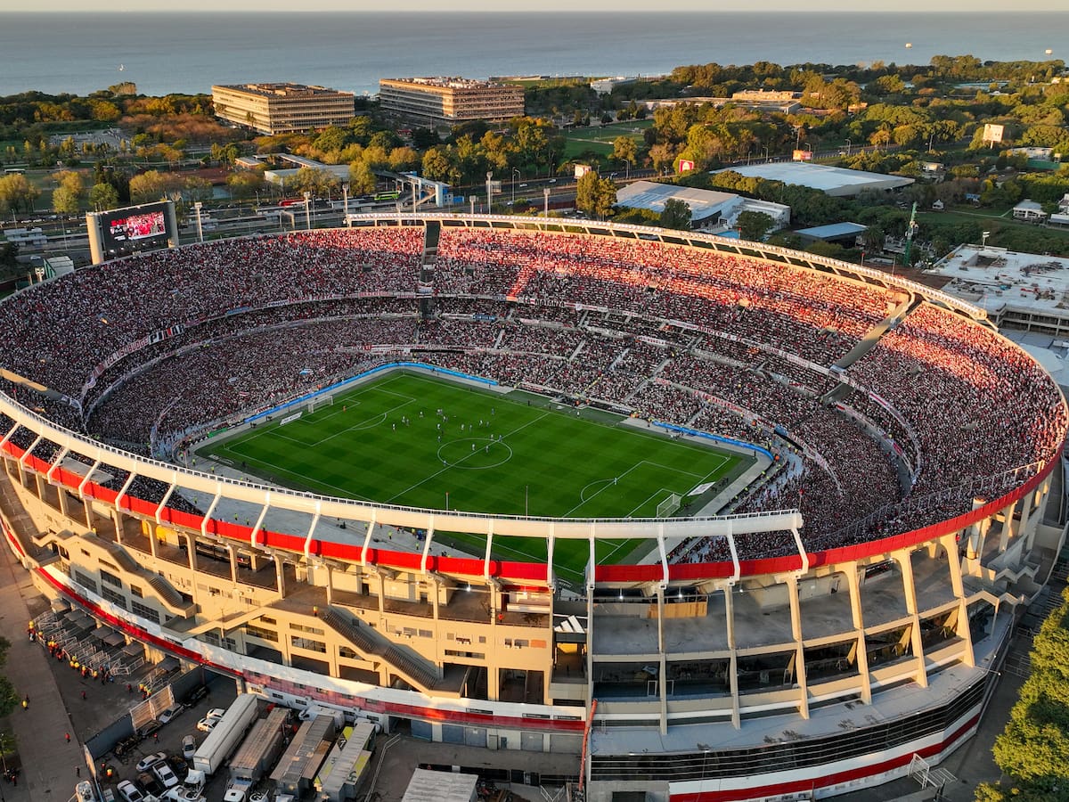Estadio de River Plate fue clausurado por uso indebido de pirotecnia