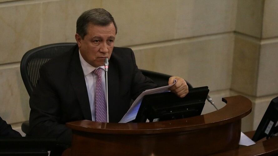 Ernesto Macías no descarta demandar la decisión de la Cámara de Representantes de rechazar las objeciones a la Ley Estatutaria de la JEP. Foto: Colprensa