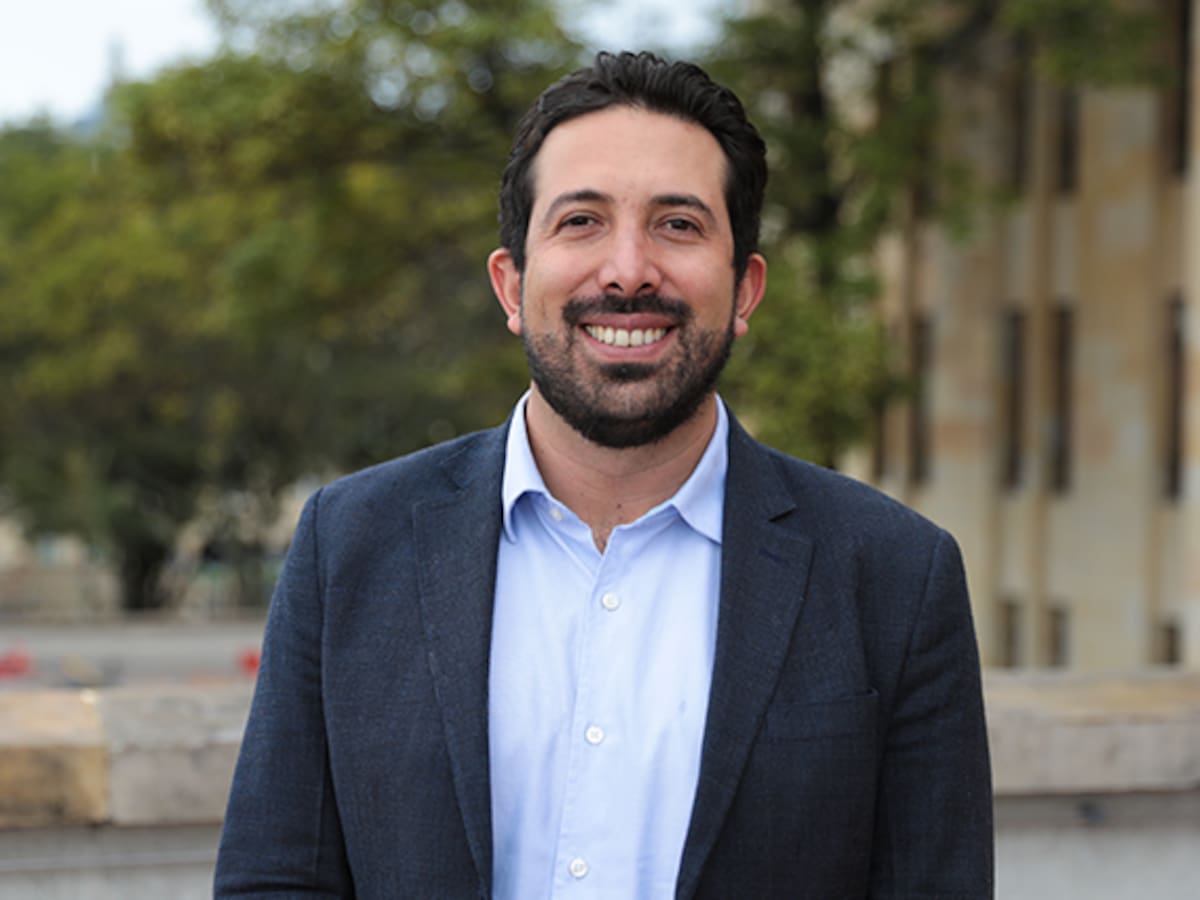 “Vamos a bajar impuestos a empresas”: MinHacienda defiende la tributaria previo al debate