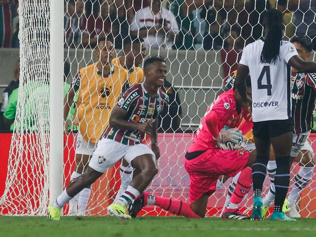Jhon Arias de Fluminense celebra su gol en la final de la Recopa Sudamericana. Foto: EFE/ Antonio Lacerda