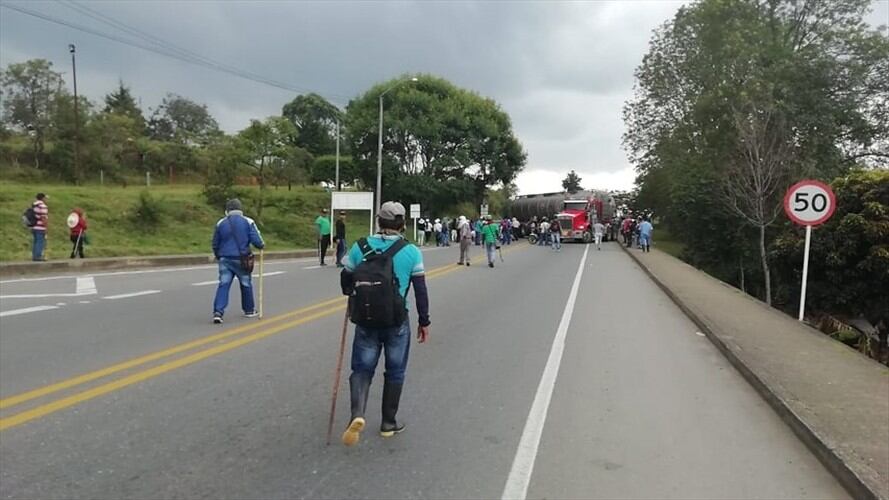 Ante un eventual bloqueo de la vía Panamericana que une a Cali con Popayán a partir de esta semana, Aerocivil busca adoptar medidas temporales para facilitar la conectividad. Foto: Colprensa