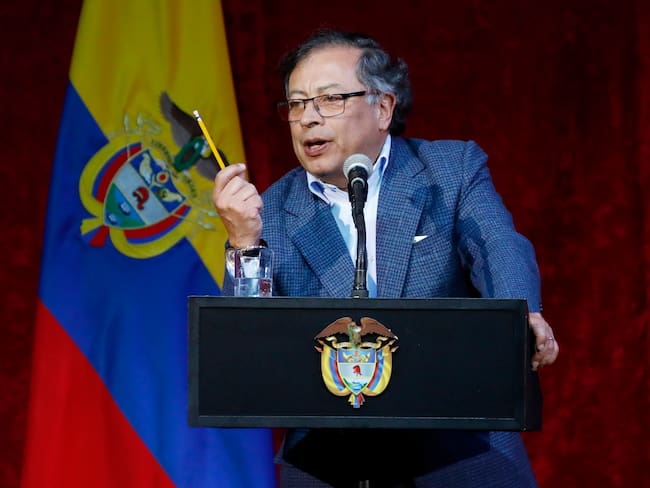 Gustavo Petro. Foto: EFE Carlos Ortega.