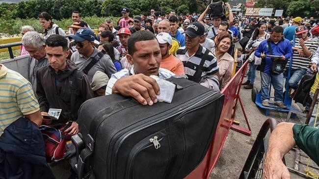 Experto prevé ‘avalancha’ de emigración venezolana en próximo semestre. Foto: Getty Images