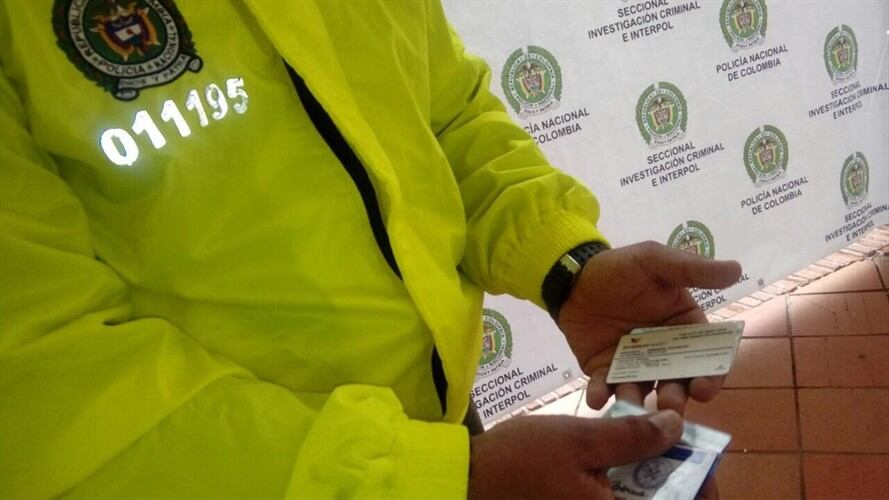 La Policía Nacional dio a conocer en las últimas horas el cartel con los responsables de alterar el orden público en Bogotá y Pereira en las últimas semanas.. Foto: Colprensa