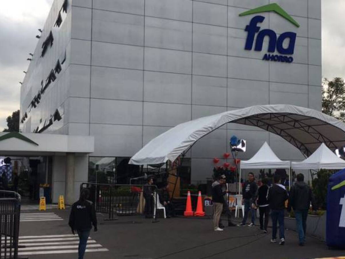 Galán dice que escándalo del FNA es el reflejo de falta de ideas y principios del Gobierno