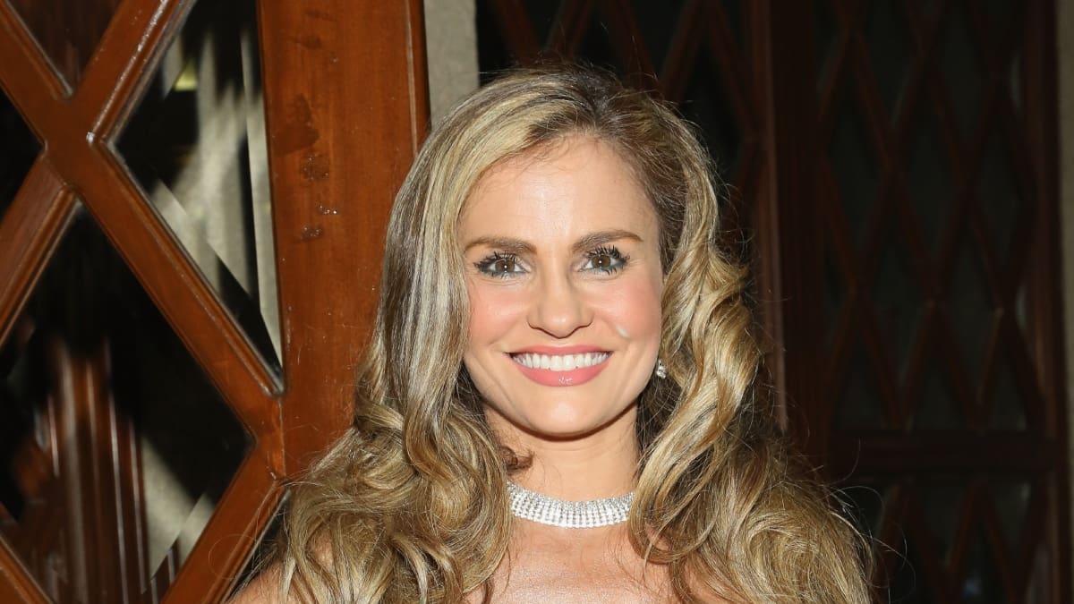 Manejo lencería y fetiches: Aura Cristina Geithner sobre su OnlyFans