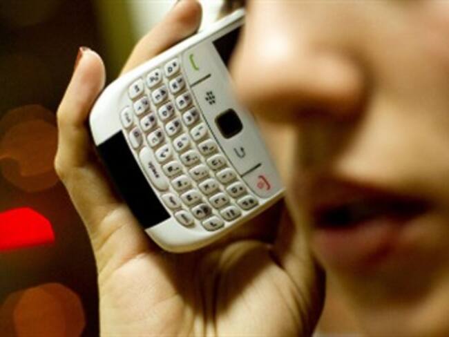 ¿Se siente compensado con los minutos que los operadores móviles deberán entregar por mal servicio?