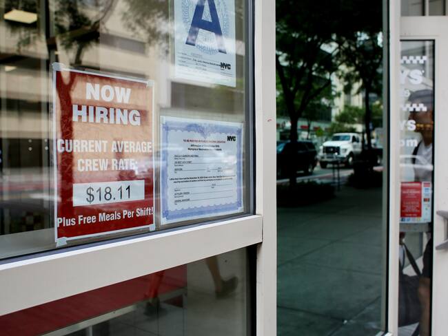 Imagen de referencia de ofertas de empleo en Estados Unidos. (Photo by John Smith/VIEWpress)