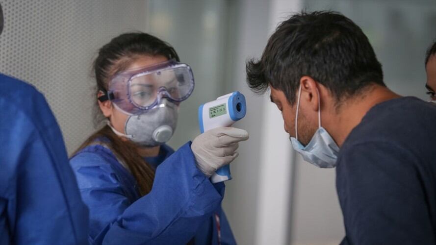 A partir de septiembre, el 30% de funcionarios y contratistas de las entidades públicas, de la Rama Ejecutiva, deberá prestar sus servicios presenciales. Foto: Getty Images