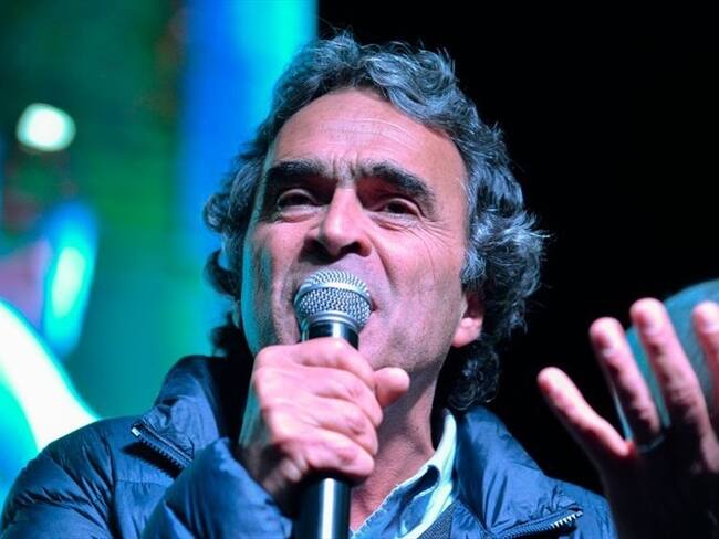 El exgobernador de Antioquia y candidato presidencial, Sergio Fajardo, será acusado por la Fiscalía ante la Corte Suprema. Foto: Getty Images / DIANA SÁNCHEZ