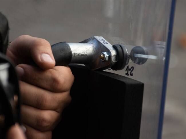 Enfrentamientos entre el Esmad y la comunidad en Magdalena por entrega de mercados