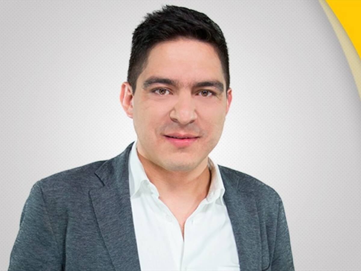 Juan Pablo Barrientos defiende su investigación "Dejad que los niños vengan a mí"