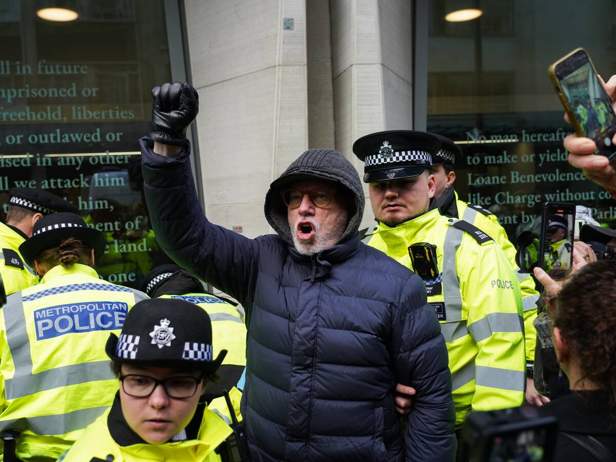Casi 50 personas fueron detenidas en una protesta propalestina en Londres