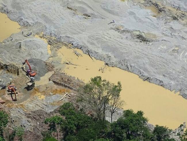 En Colombia se adelantan 39 procesos de consulta previa que tienen en vilo el desarrollo de proyectos del sector mineroenergetico. Foto: Colprensa