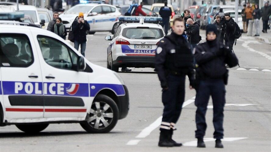 El atentado perpetrado el pasado martes en Estrasburgo, Francia, que dejó tres personas muertas y 13 heridas. Foto: Agencia EFE