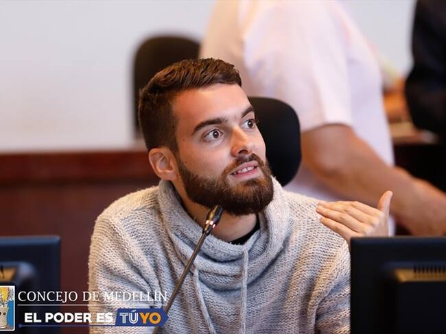 Suspensión del concejal Daniel Duque de Partido Verde causa revuelo político