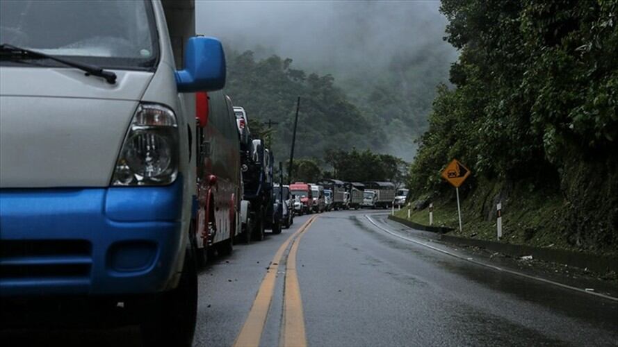 Por frentes de obras activos se recomienda transitar con precaución. Foto: Colprensa
