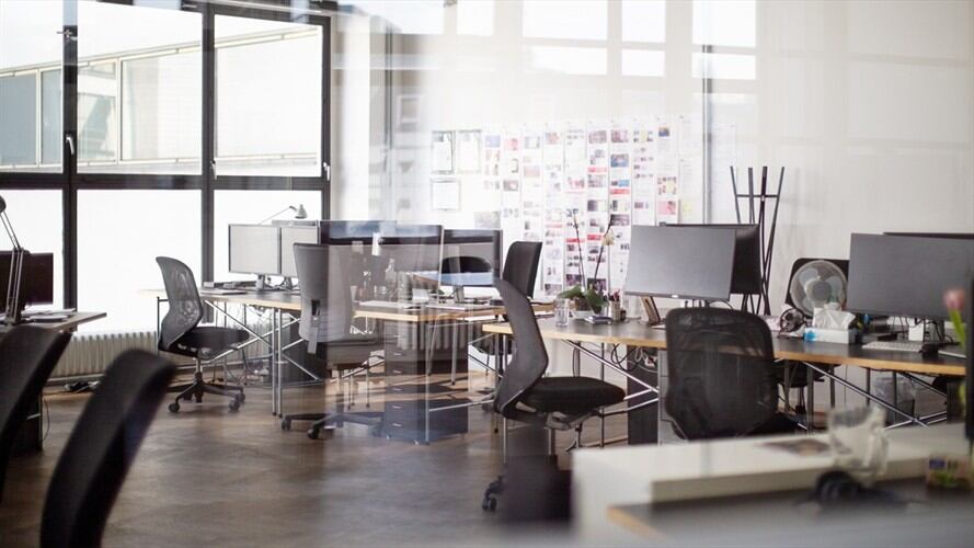 Compensar añade que la oficina funcionó en este lugar hasta el mes de junio de 2018 y que al entregar el inmueble, todos los sistemas fueron desconectados. Foto: Getty Images