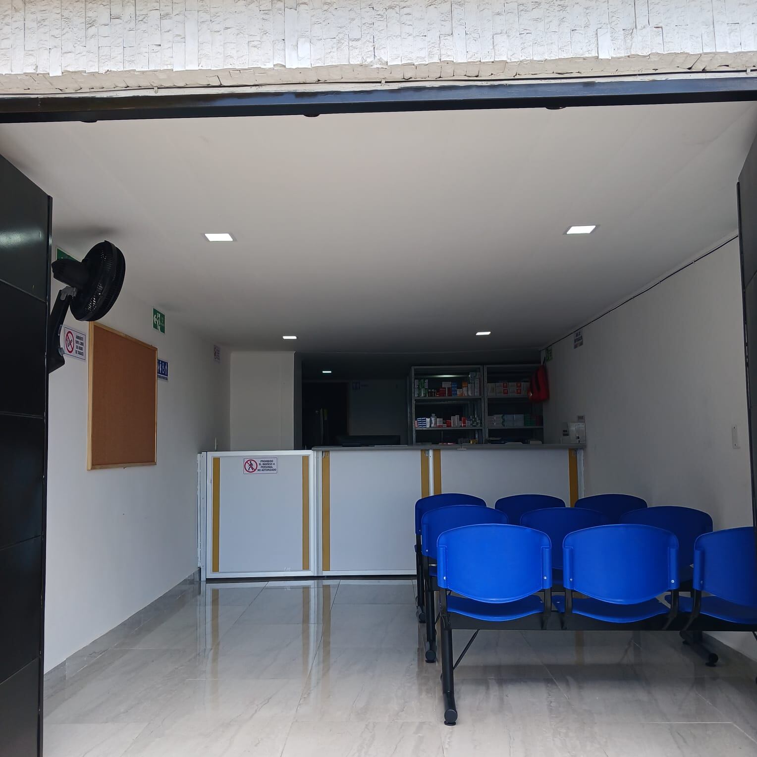 Nuevo dispensario de medicinas Discolmets en Caldas. Foto: Nueva EPS.