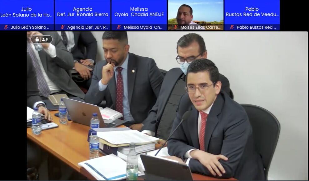 Abogado José Moreno, defensor de Olmedo López.