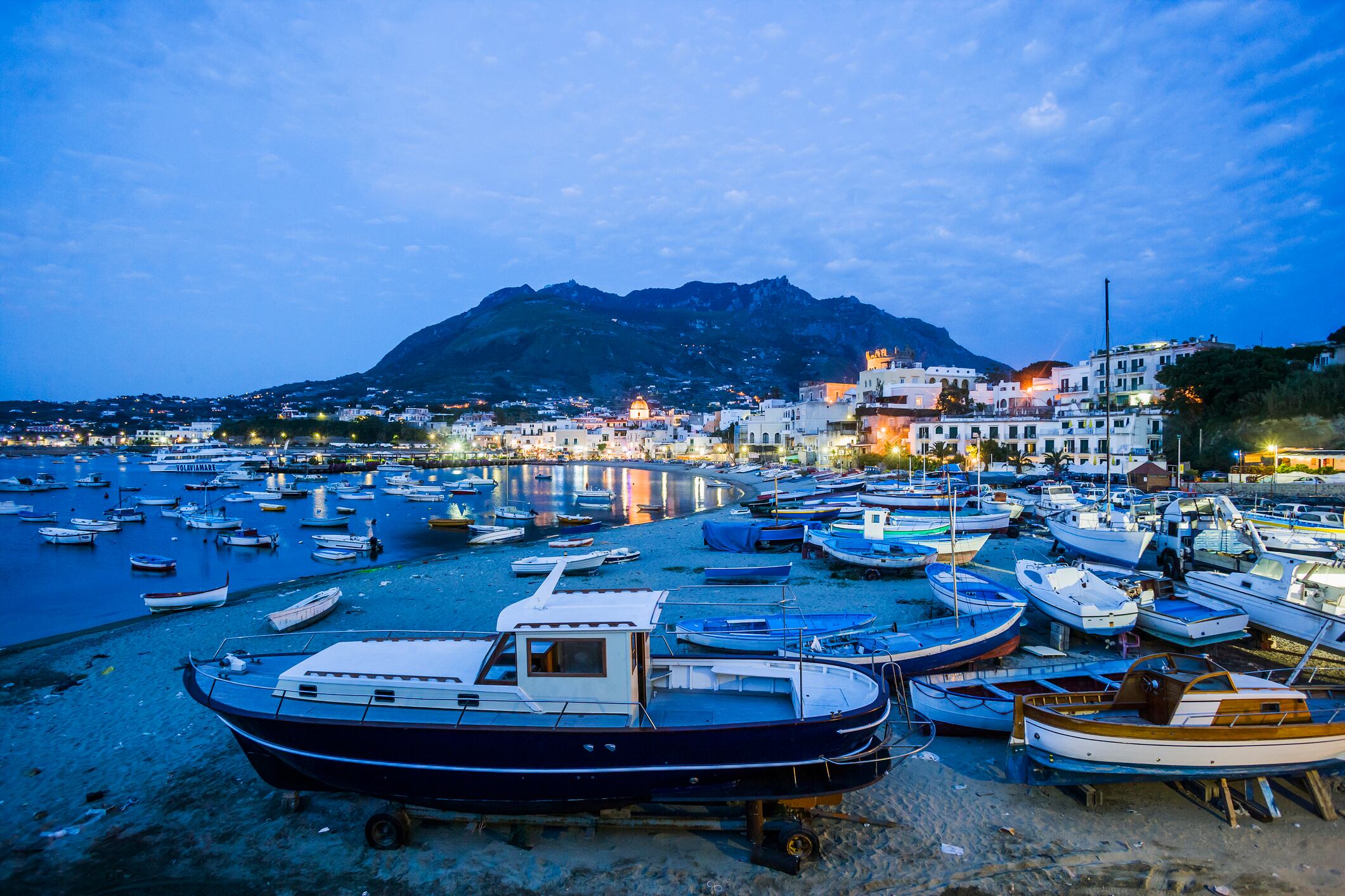 Imagen de referencia de la Ischia Island. Foto: Getty Images.