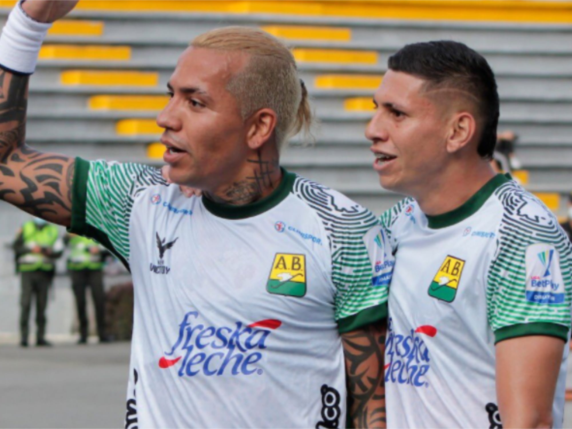 Dayro Moreno celebrando su primer gol en el Atlético Bucaramanga