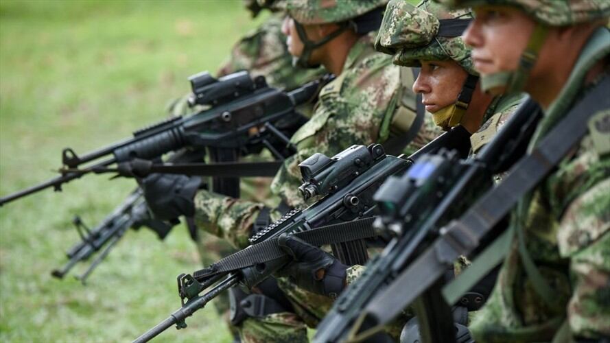 El defensor del Pueblo Regional Cauca, Felipe Vernaza Pinzón, dijo que la población civil indígena y campesina está desamparada por la presencia de grupos armados al margen de la ley. Foto: Getty Images