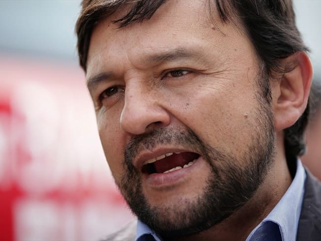 Distrito afirma que taxistas pueden seguir usando las aplicaciones y tabletas que tienen