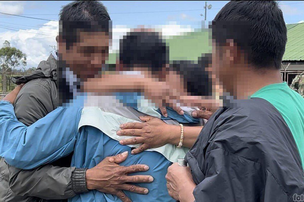 la víctima de reclutamiento forzado quedó a disposición del ICBF para el restablecimiento de derechos y ya se reunió con su familia. Crédito: Ejército Nacional. 