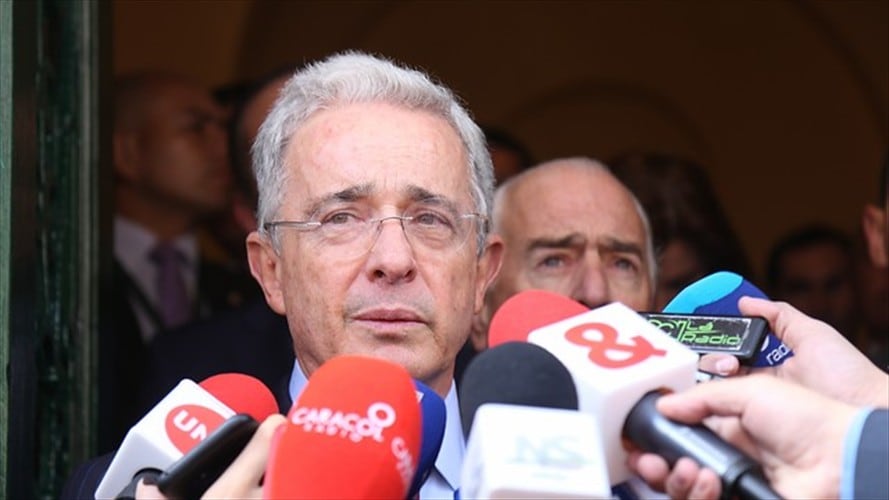 Aplazadas indagatorias a congresistas Álvaro Uribe y Álvaro Prada. Foto: Colprensa