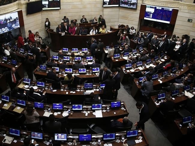 Por primera vez en la historia, el Congreso de la República votó virtualmente un proyecto de acto de legislativo. . Foto: Colprensa