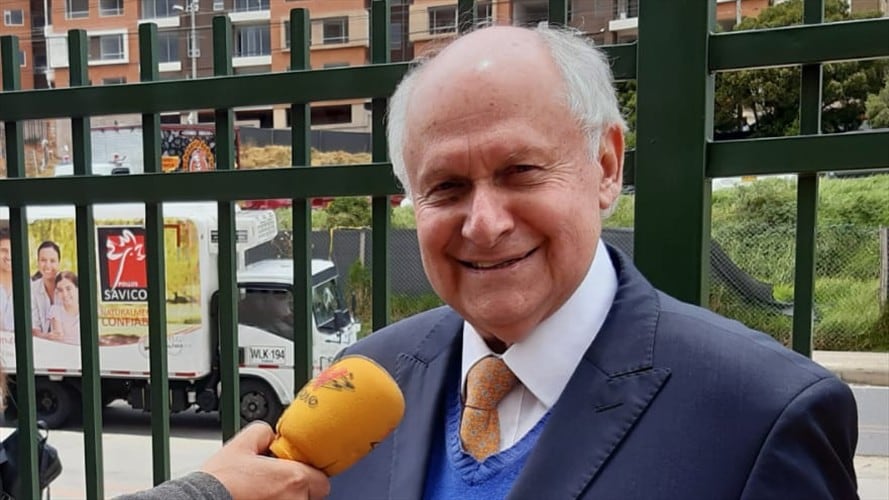 El médico colombiano dijo que tiene un convenio con la Universidad de Boyacá. Foto: La W