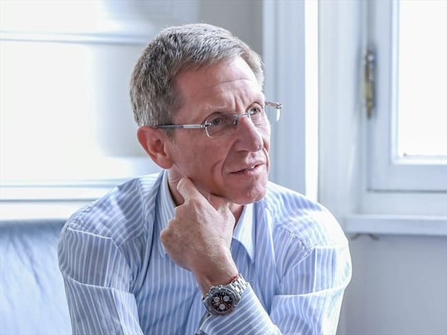 Según Emilio Archila, el Gobierno ha propuesto tres fechas para sentarse a dialogar, sin recibir una respuesta positiva. Foto: Colprensa