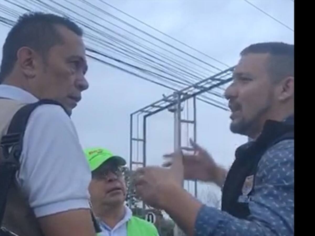 Indignación por insultos racistas de presidente de la CUT Valle a uniformado de la Policía