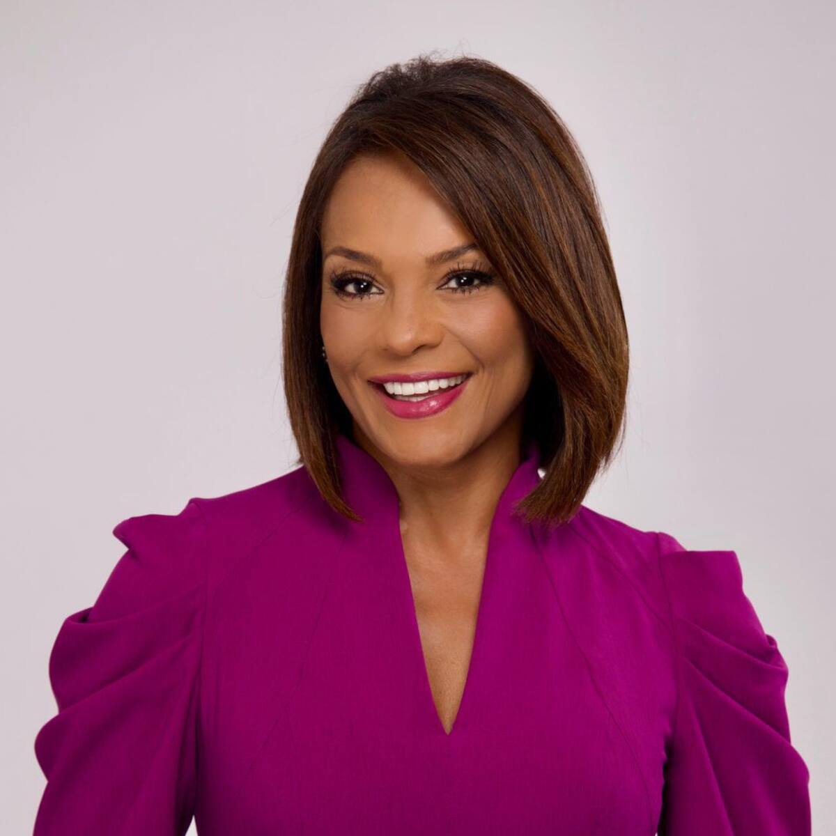 “Esto es por los que sueñan”: Ilia Calderón, colombiana que hace historia en Univisión