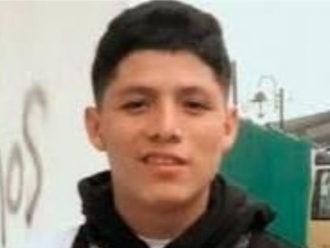 Joven peruano fue lanzado desde un puente. Foto: Cortesía