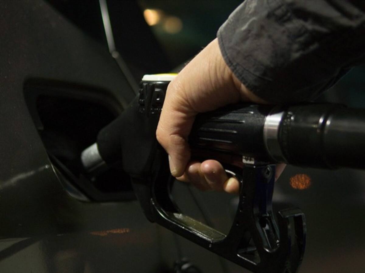 Según la ACP, demanda de combustibles líquidos tocó fondo y cayó en abril