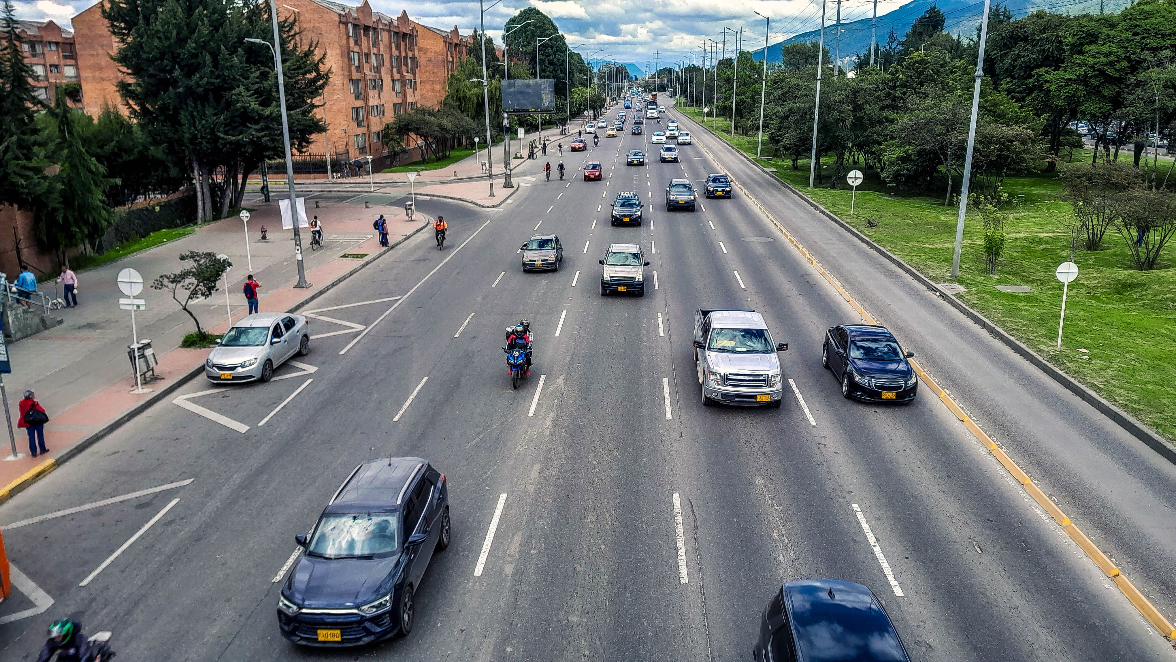 Carros en calles de Bogotá. (Getty Images)