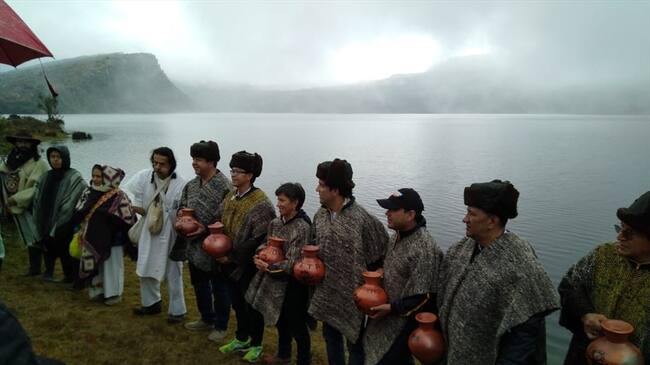 En el páramo de Sumapaz, los gobernadores de Boyacá, Cundinamarca, Huila, Meta, Tolima y la alcaldesa de Bogotá se comprometieron con la defensa y preservación del páramo de Sumapaz y otros ecosistemas. Foto: W