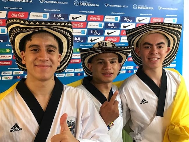 Issac Vélez, Juan Bustamante y Luis Álvarez. Foto: Twitter Barranquilla 2018