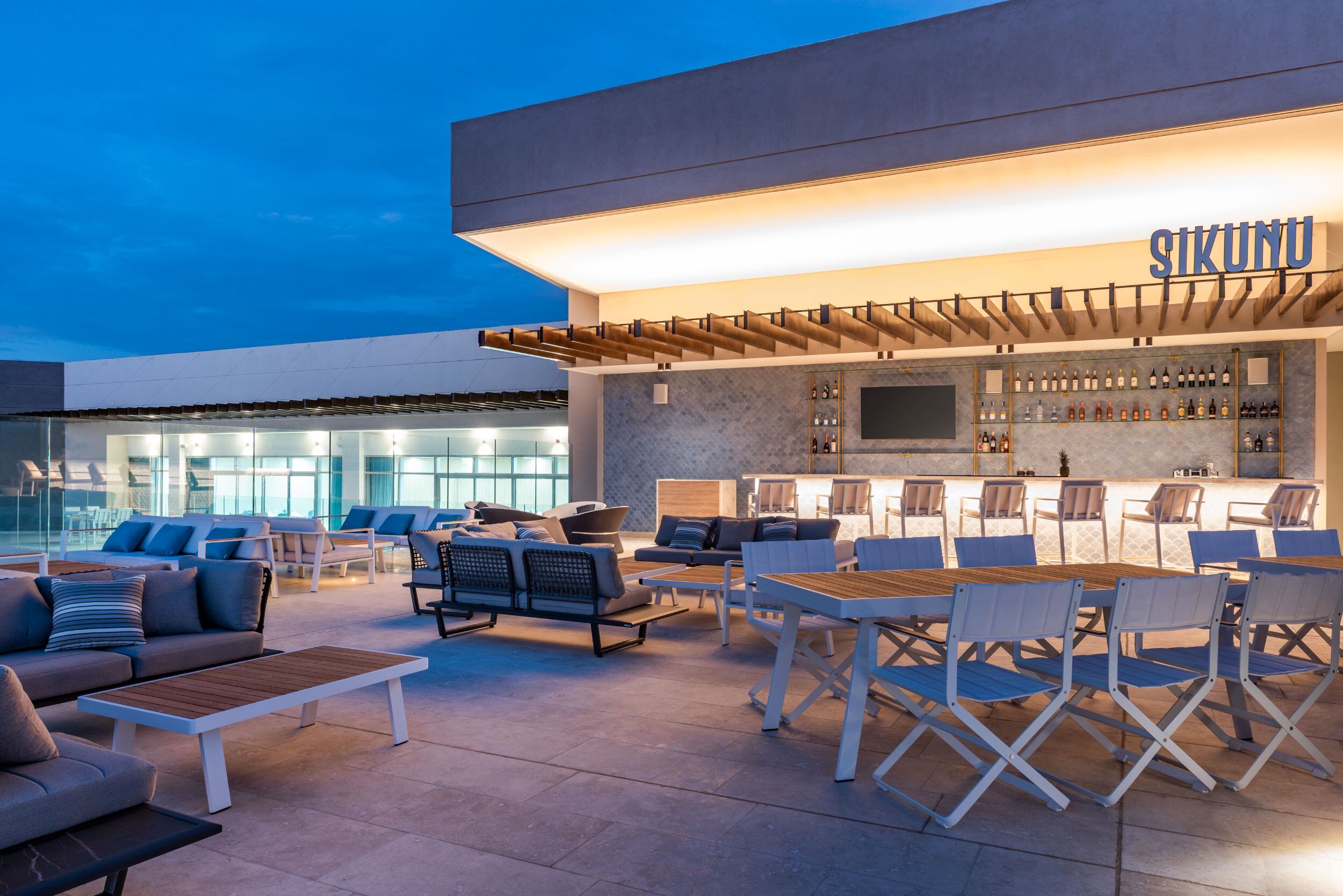 Rooftop Sikunu / Hotel Hilton Santa Marta