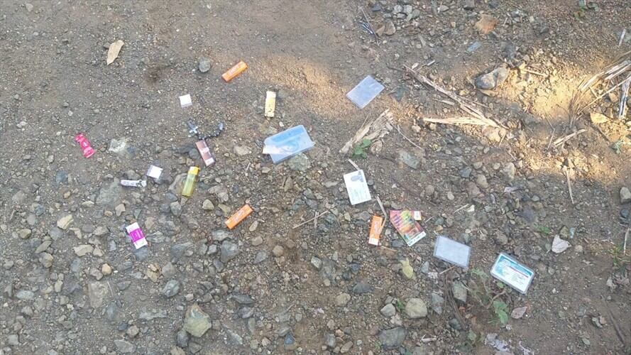 En uno de los sitios fueron encontrados los documentos de un ciudadano identificado como Ronaldo Alexis Chará Valencia. Foto: Cortesía Sucesos Cauca